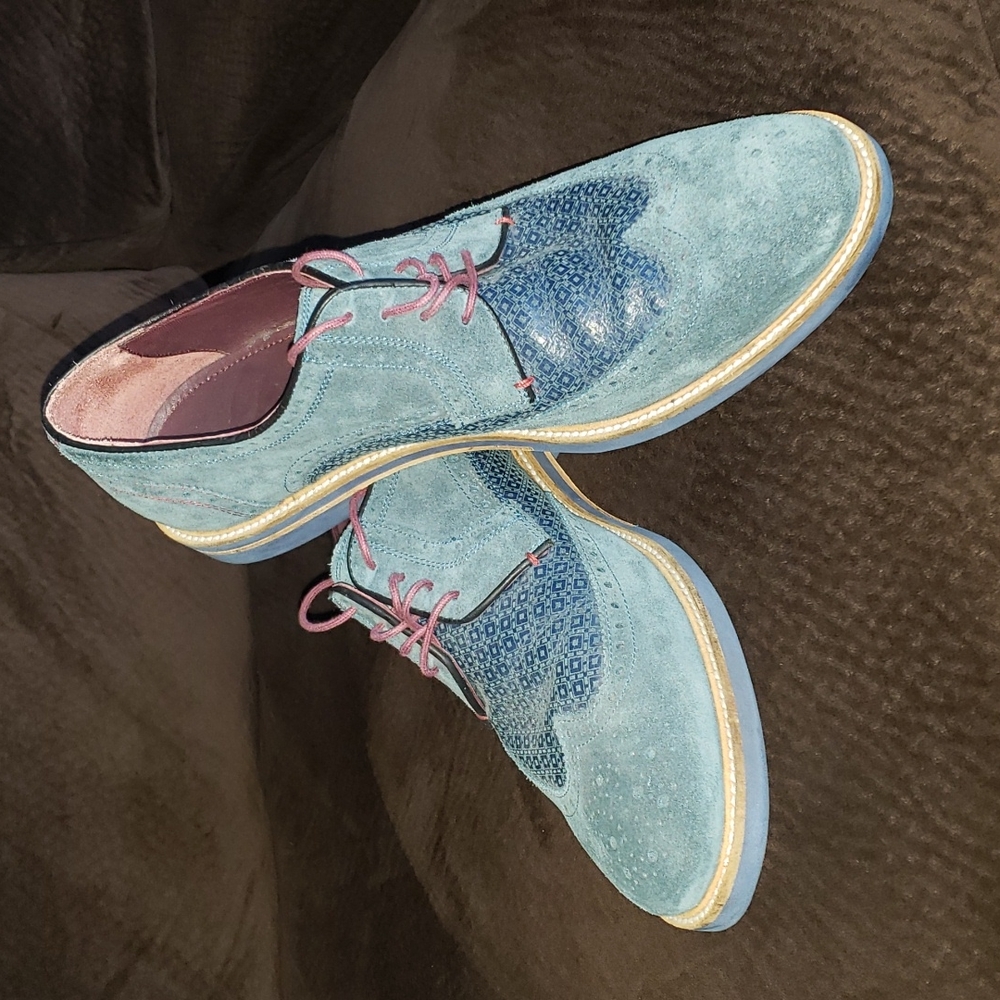 TED BAKER Fedinos Wingtip shoes.